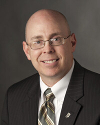 photo of Dr. Steven Combs 
